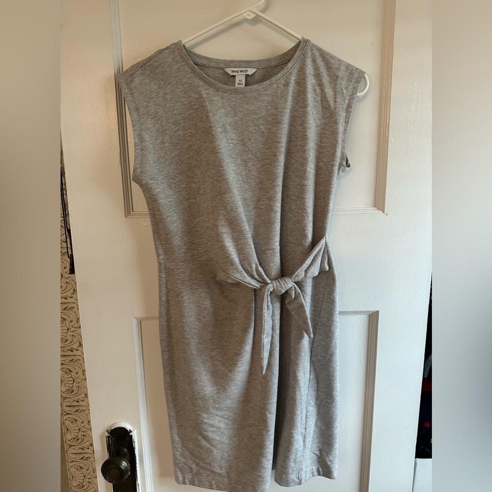 Casual gray dress